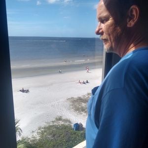 Meet your Posher, Fred